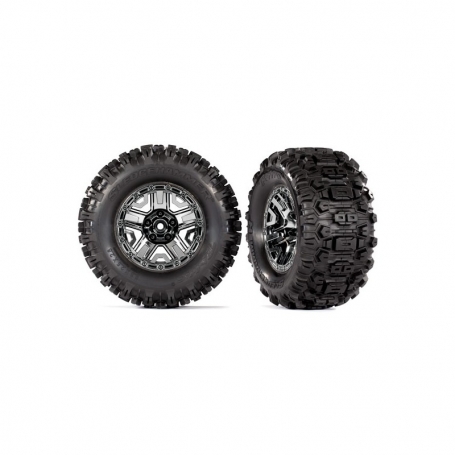 Gomme SledgeHammer 2.8" incollate su cerchi cromati neri (2)