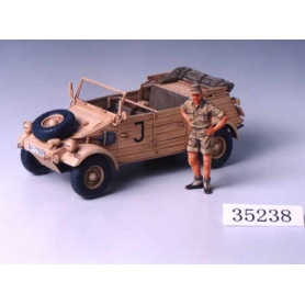 Tamiya 35238 Kubelwagen Type 82 Africa Corps Tedesca