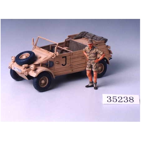 Tamiya 35238 Kubelwagen Type 82 Africa Corps Tedesca