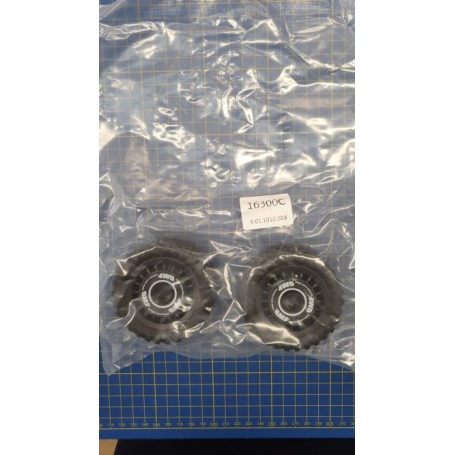 Cerchi Con Gomme Incollate Per Buggy 1/16 4WD